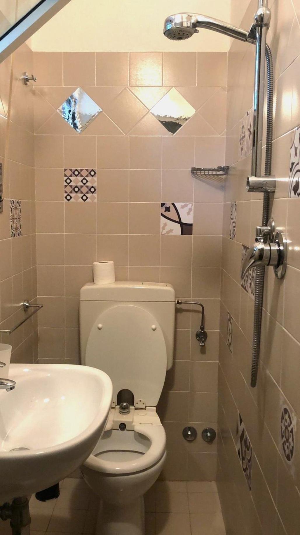 Wuhostel تّشيرفييا المظهر الخارجي الصورة