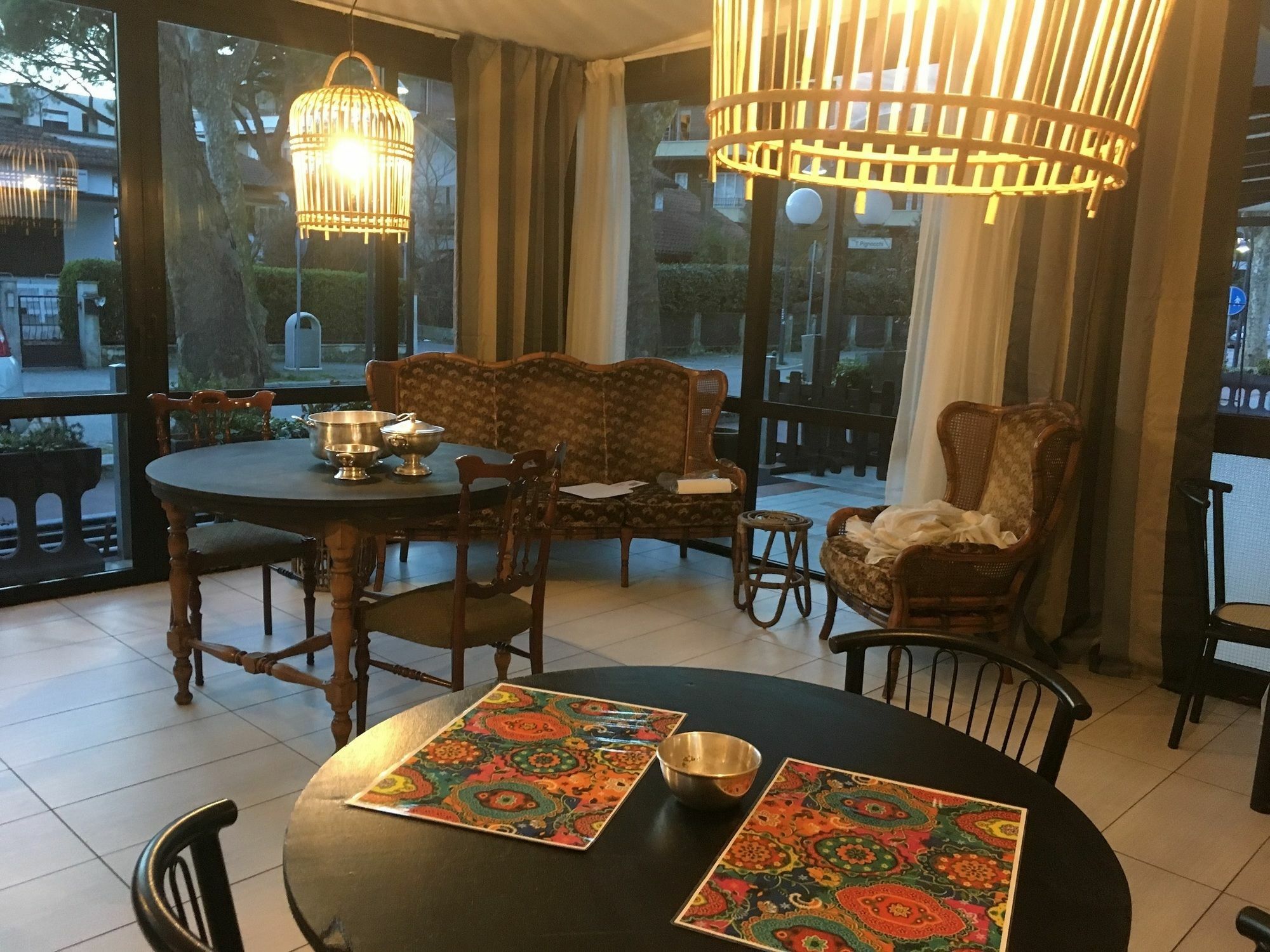 Wuhostel تّشيرفييا المظهر الخارجي الصورة